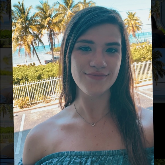 Meet your Posher, Tara - Picture 4 of 9